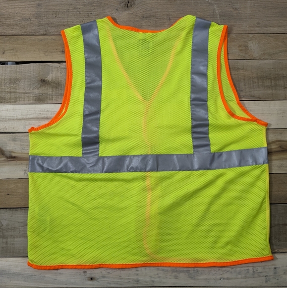 Carhartt High Visibility Vest - Picture 3 of 6